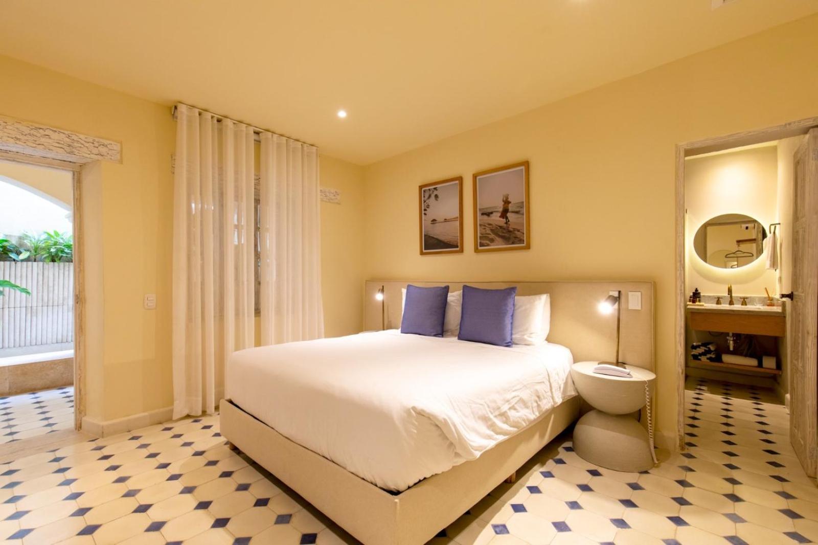B Haus Boutique Hotel